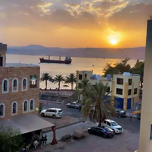 فندق Golden View, العقبة
